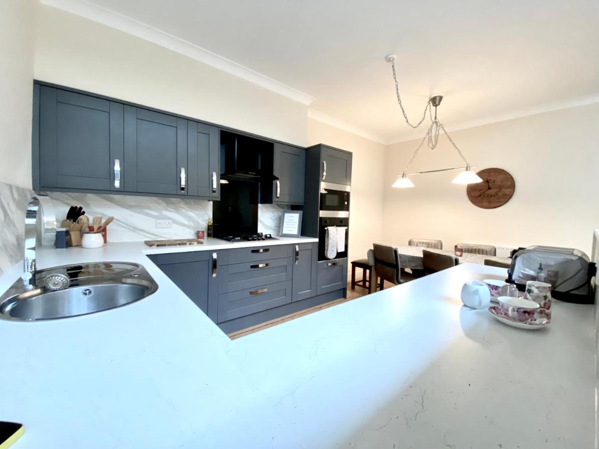 Serviced Accommodation Moray Lesmurdie House, Elgin - Free Parking, Free Wifi Extérieur photo