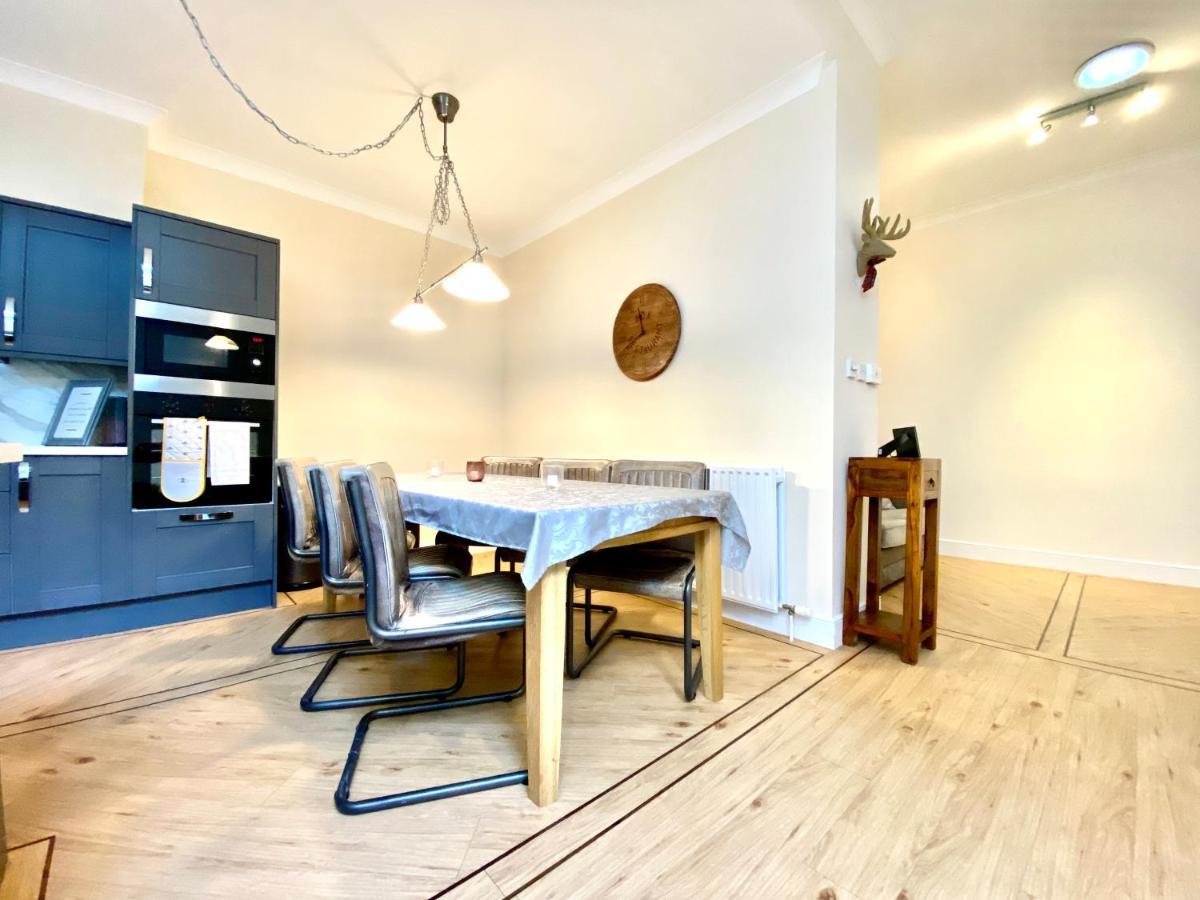 Serviced Accommodation Moray Lesmurdie House, Elgin - Free Parking, Free Wifi Extérieur photo