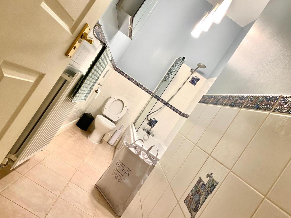 Serviced Accommodation Moray Lesmurdie House, Elgin - Free Parking, Free Wifi Extérieur photo