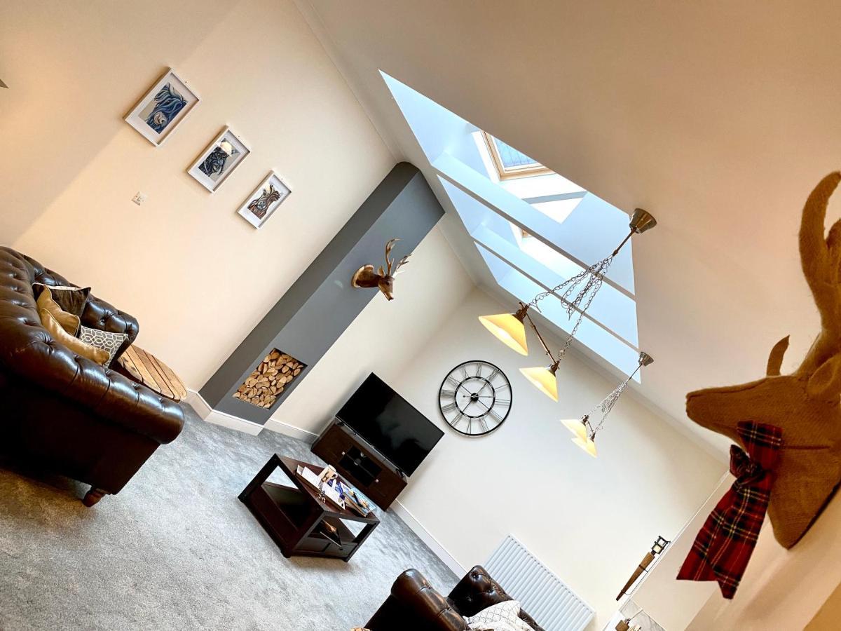 Serviced Accommodation Moray Lesmurdie House, Elgin - Free Parking, Free Wifi Extérieur photo