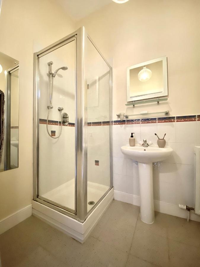 Serviced Accommodation Moray Lesmurdie House, Elgin - Free Parking, Free Wifi Extérieur photo