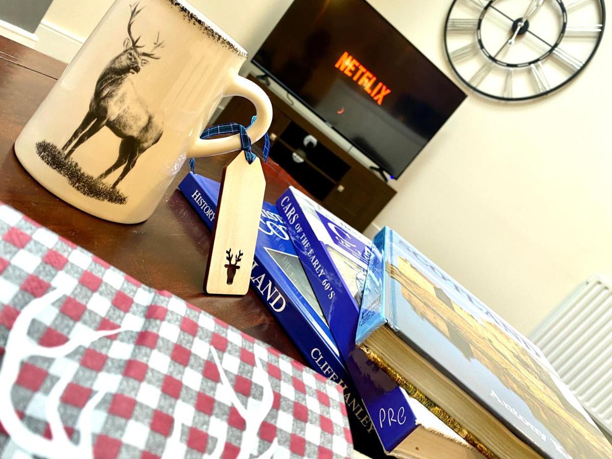 Serviced Accommodation Moray Lesmurdie House, Elgin - Free Parking, Free Wifi Extérieur photo