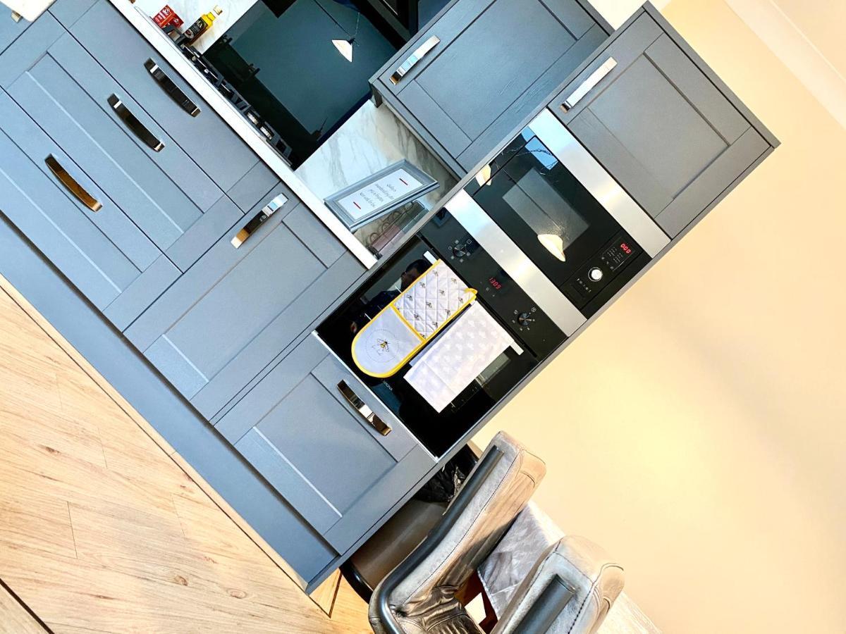 Serviced Accommodation Moray Lesmurdie House, Elgin - Free Parking, Free Wifi Extérieur photo