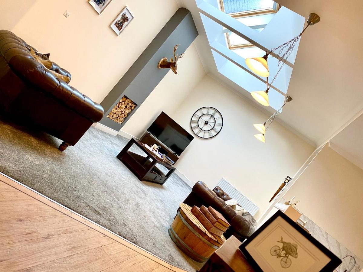Serviced Accommodation Moray Lesmurdie House, Elgin - Free Parking, Free Wifi Extérieur photo