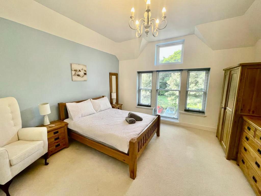 Serviced Accommodation Moray Lesmurdie House, Elgin - Free Parking, Free Wifi Extérieur photo